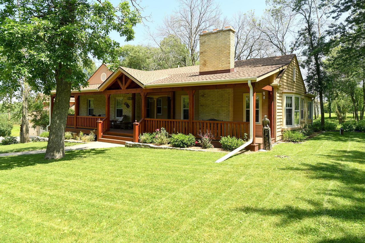 10670 S 60th St., Franklin, WI 53132