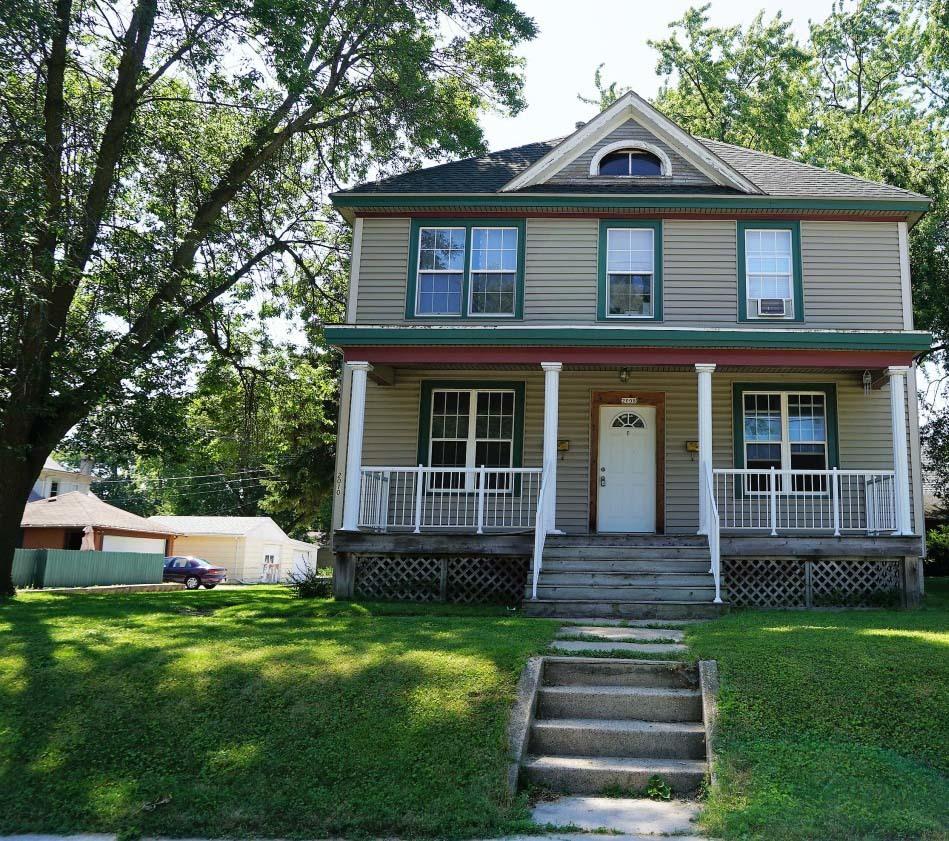 2008 S 8th St, Sheboygan, WI 53081