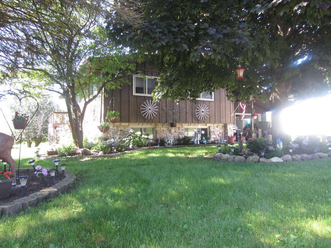 811 Summit St., Plymouth, WI 53073