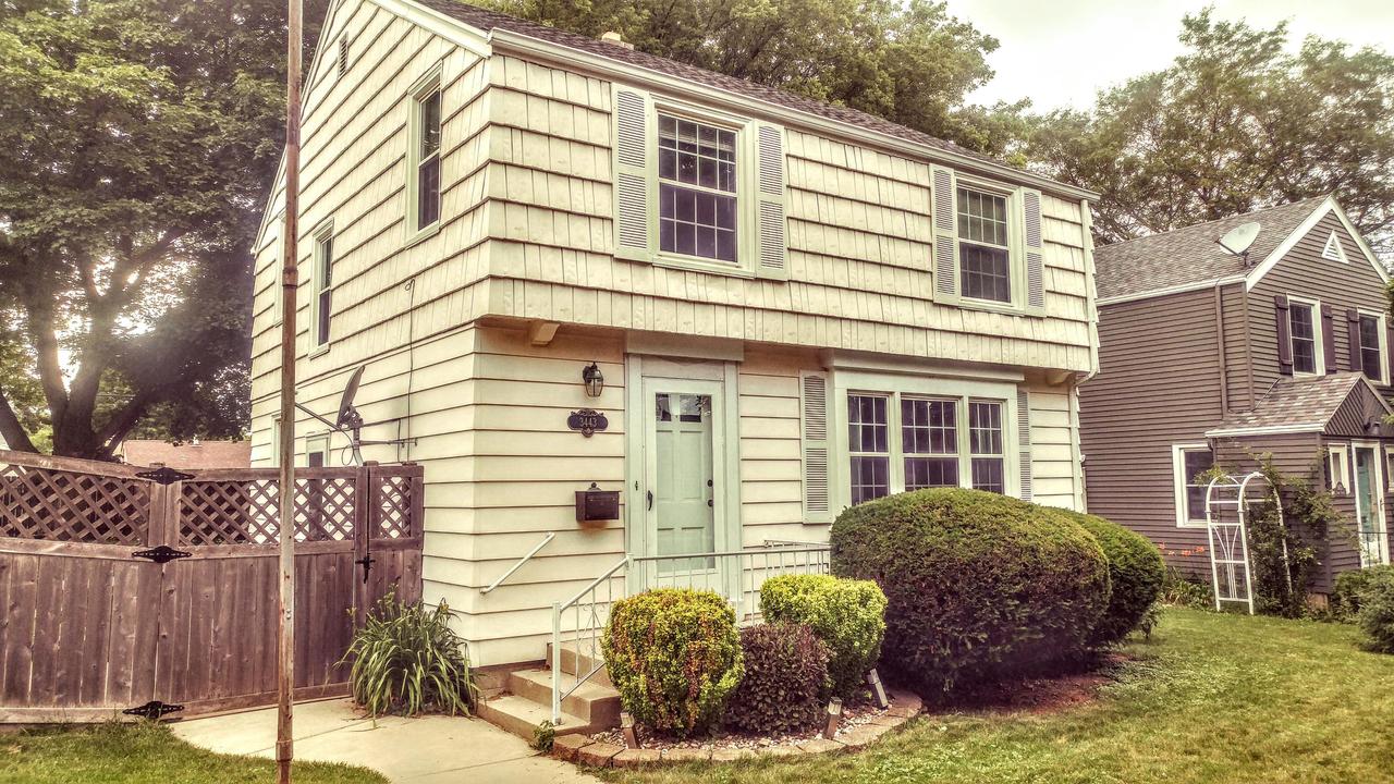 3443 S Adams St., Milwaukee, WI 53207