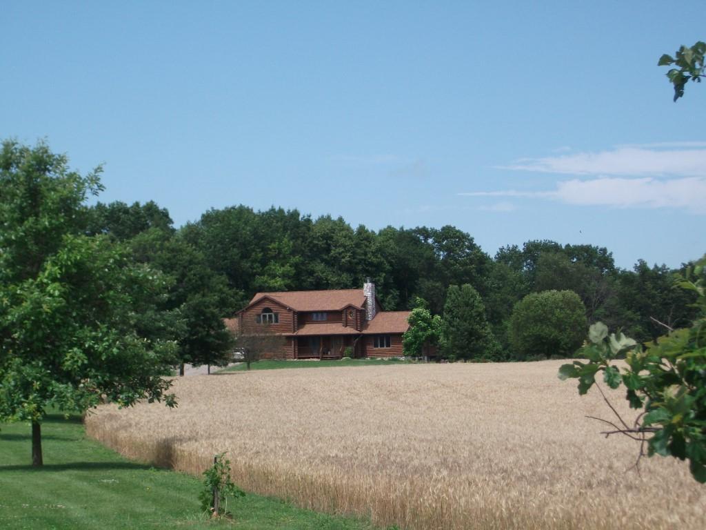 N5874 Hillside Dr, Concord, WI 53178