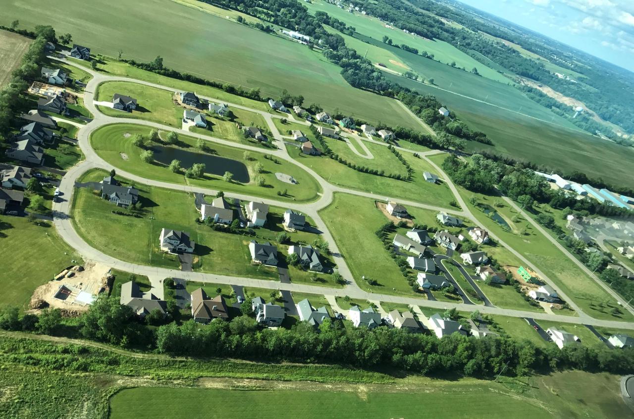 524 Bridgewater Cir, Williams Bay, WI 53191