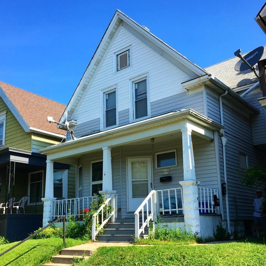 2318 W Maple St #2318A, Milwaukee, WI 53204