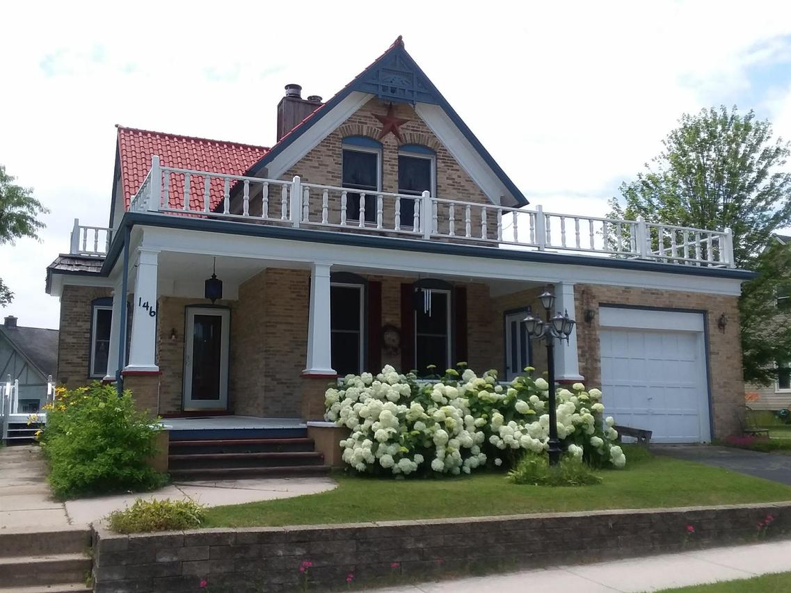 146 W Main St, Mishicot, WI 54228