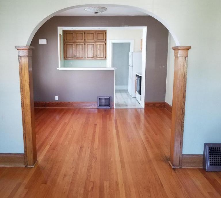 2028 Thurston Ave, Racine, WI 53403