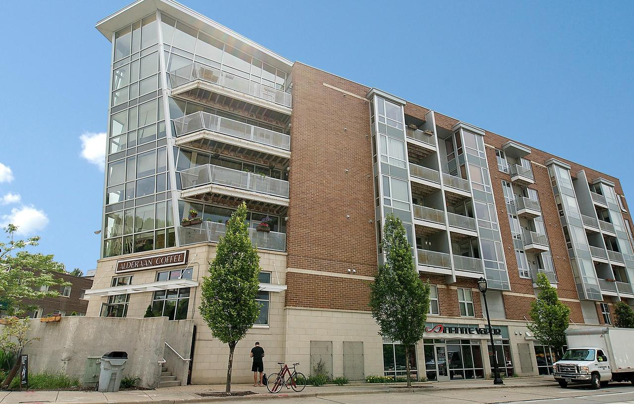 1541 N Jefferson St #309, Milwaukee, WI 53202