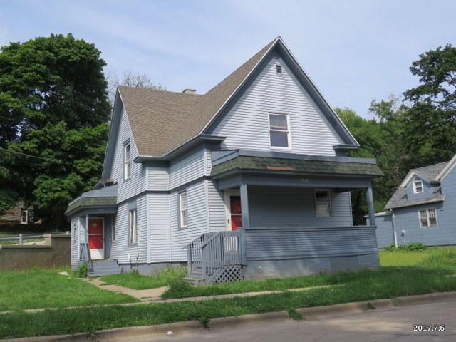 1842 Roe Ave, Racine, WI 53404