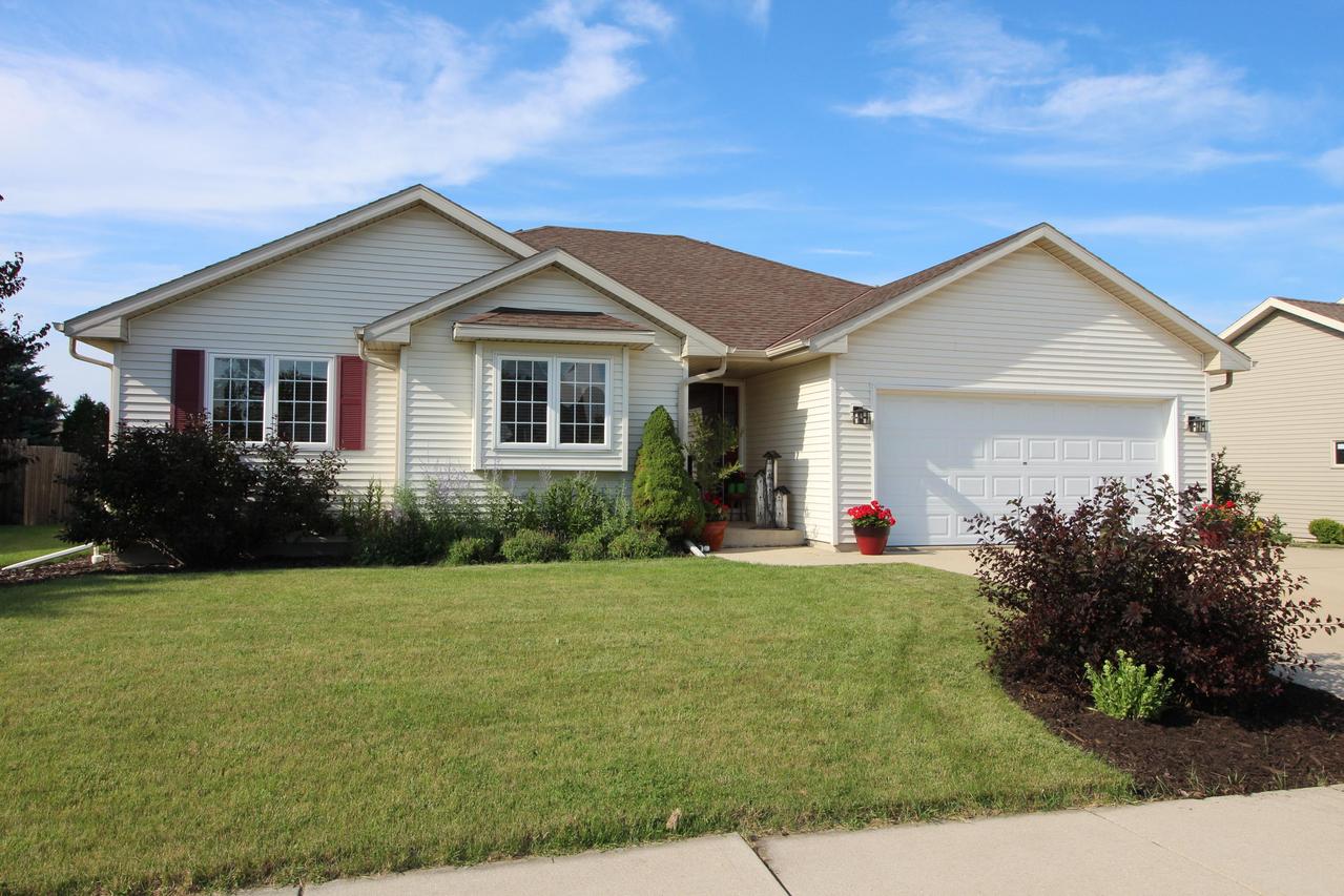 8504 Camelot Trace, Sturtevant, WI 53177