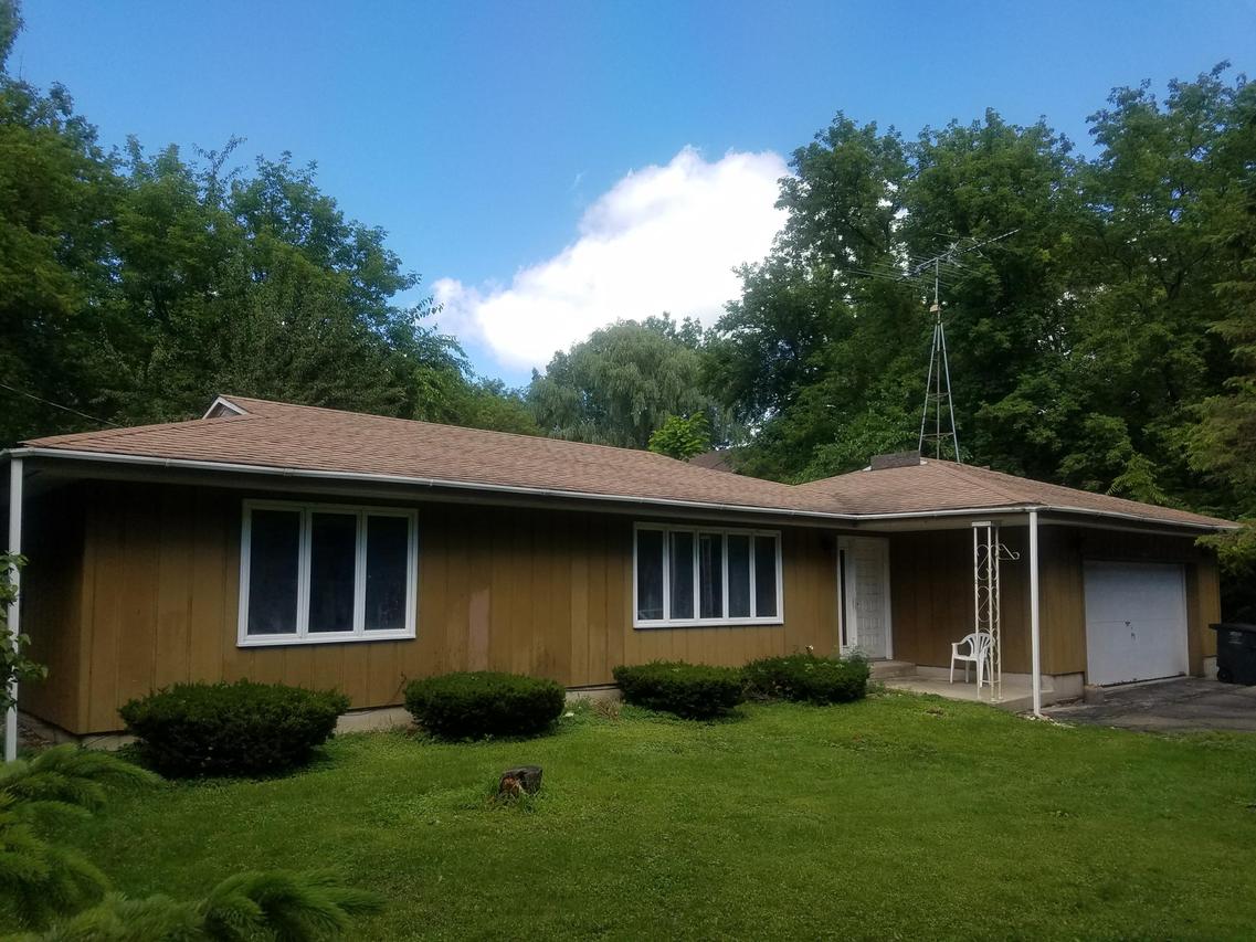 W4094 Longfellow Dr, Geneva, WI 53147