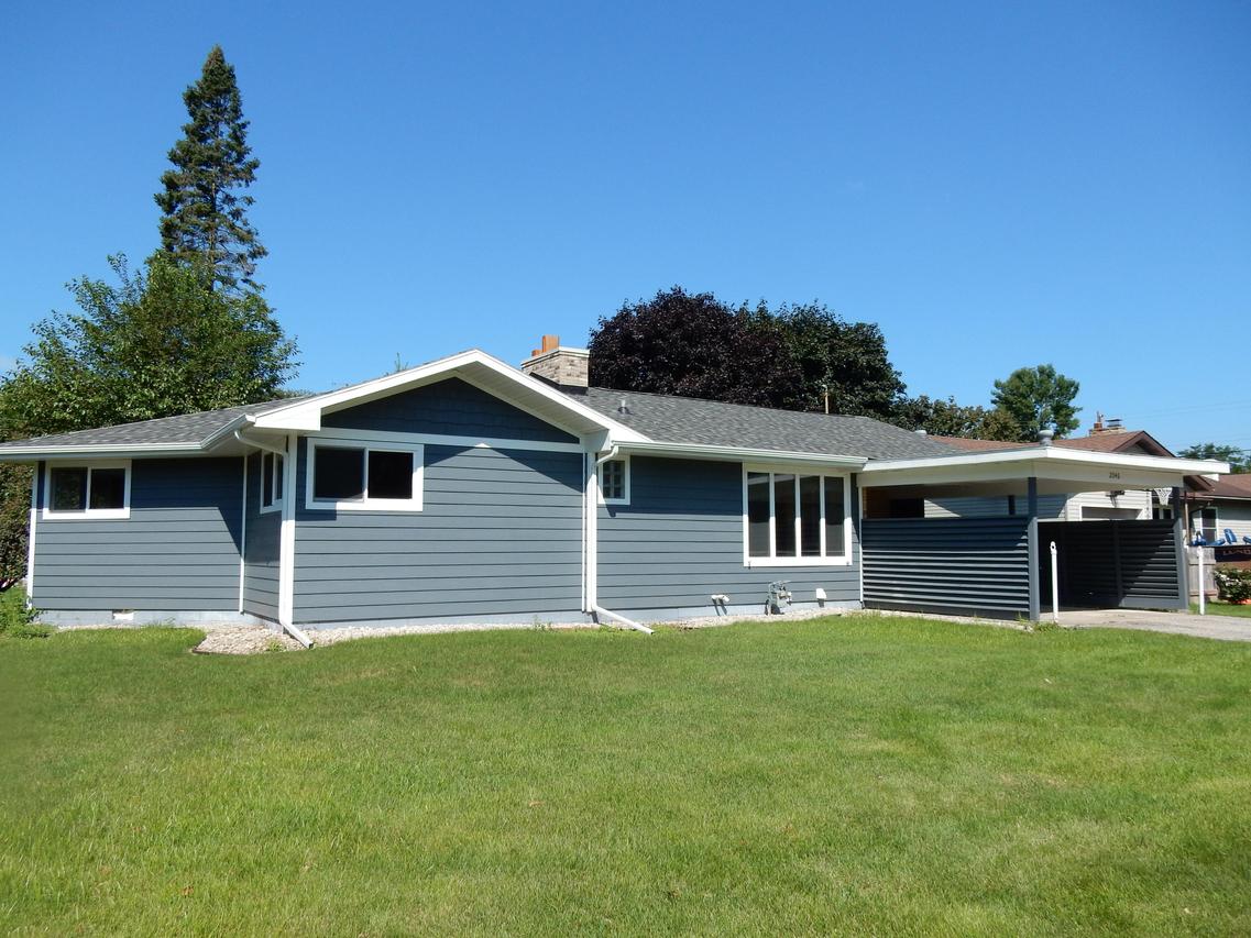 2046 31st St., La Crosse, WI 54601