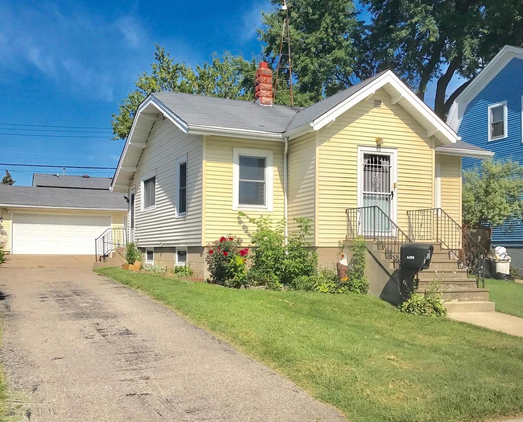 6724 37th Ave, Kenosha, WI 53142