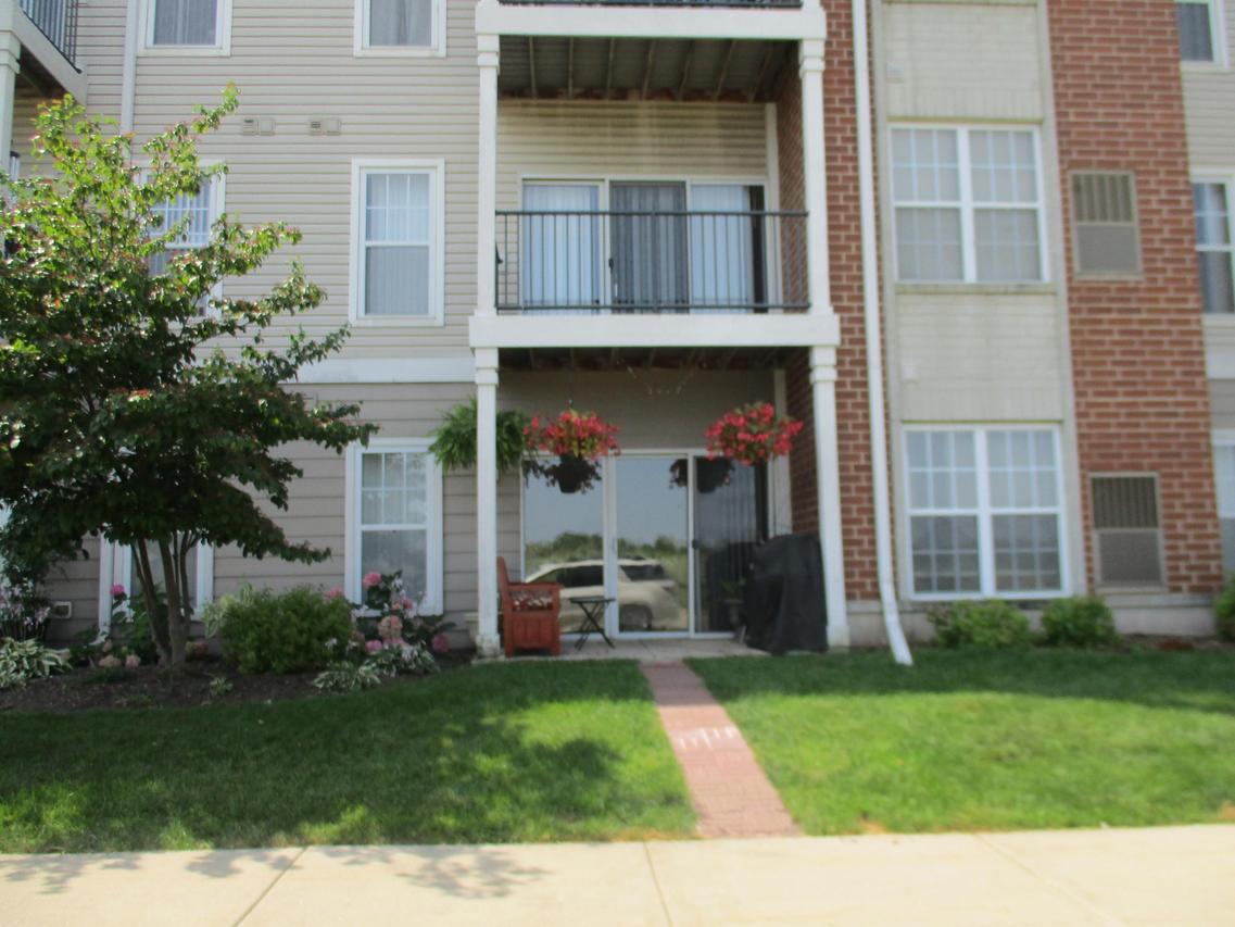 6905 67th St ##108, Kenosha, WI 53142