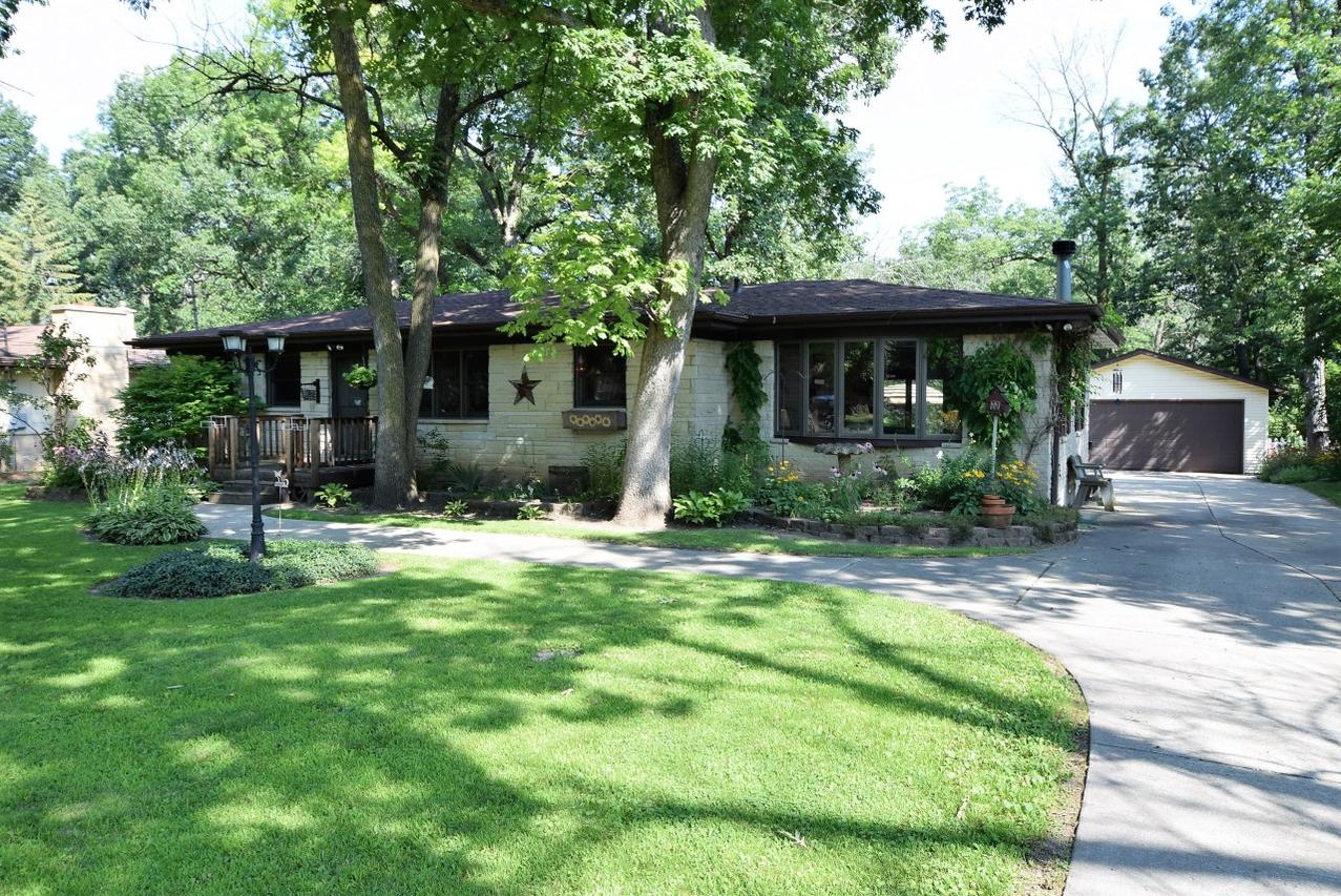 13918 Evans Ln., Yorkville, WI 53177