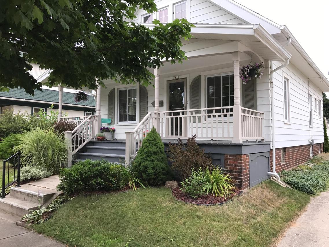 1120 Oakland Ave., Sheboygan, WI 53081