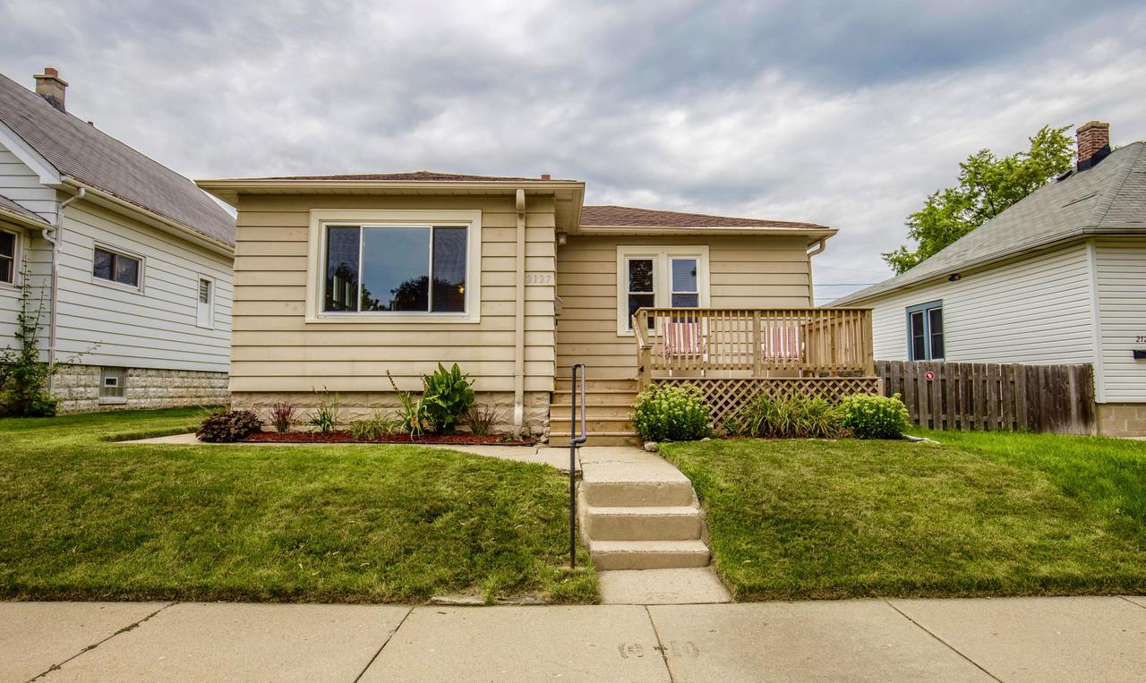 2127 S 62nd St., West Allis, WI 53219