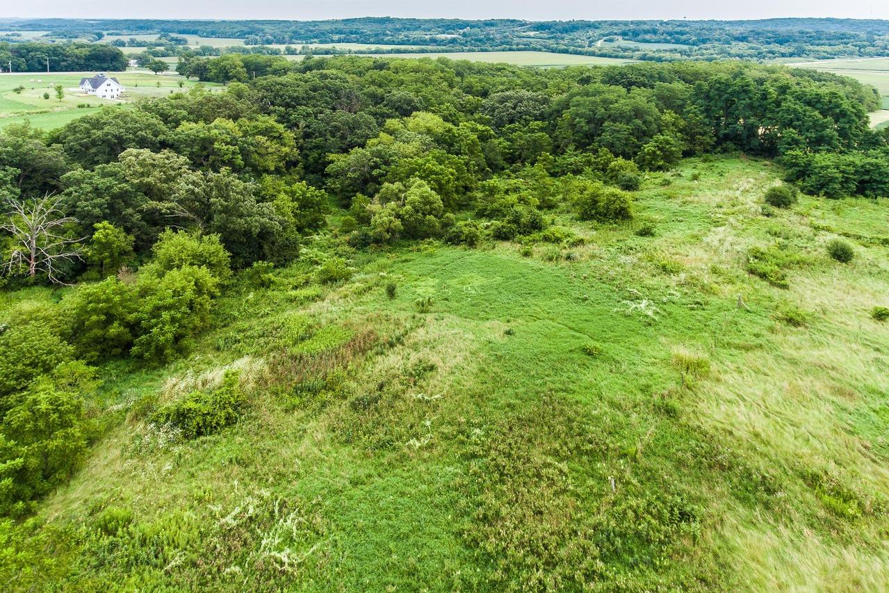 LT2 Springfield Rd., Geneva, WI 53147