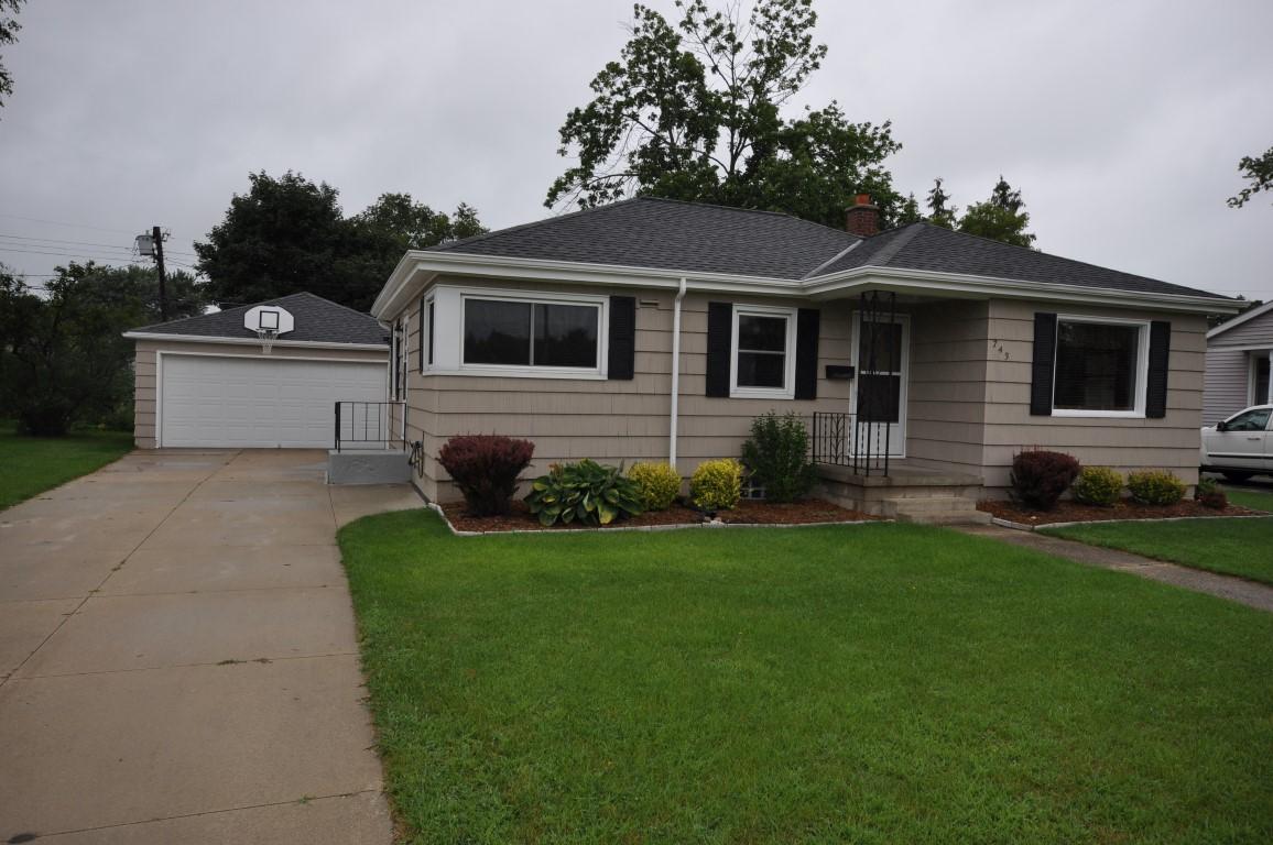 743 S Indiana Ave, West Bend, WI 53095