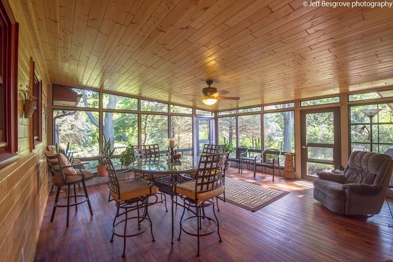 N59W26510 Indian Head Dr, Lisbon, WI 53089