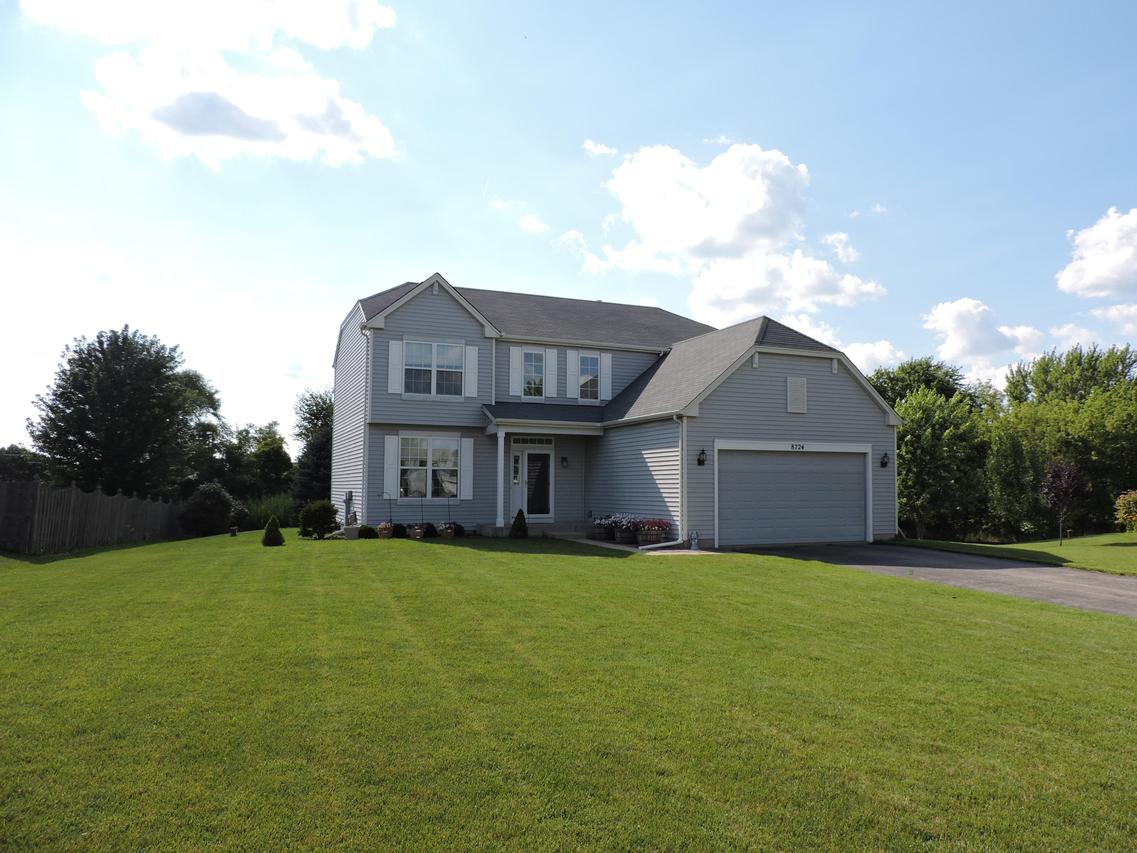 8724 246th Ct, Salem, WI 53168