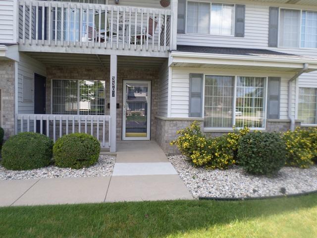 3307 85 Th St #B, Kenosha, WI 53142
