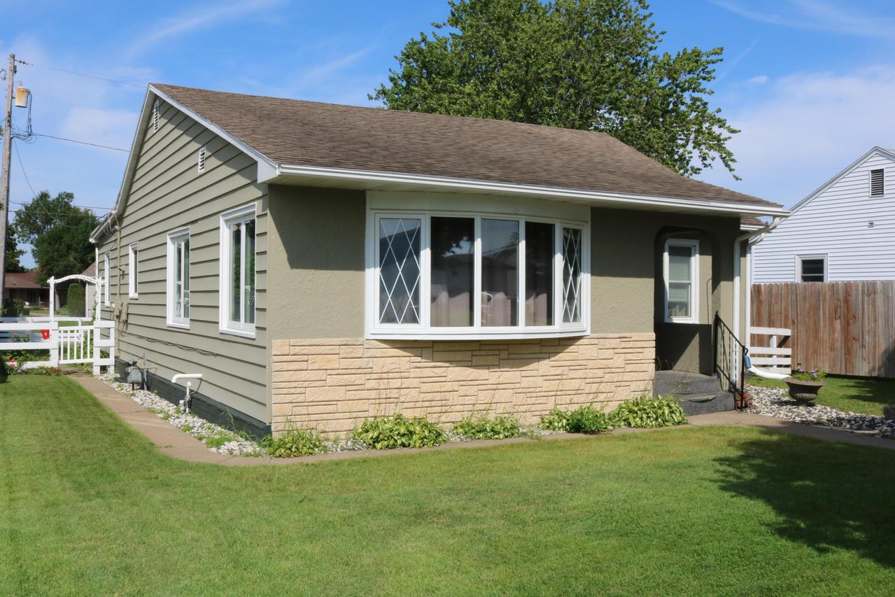 2636 15th St, La Crosse, WI 54601