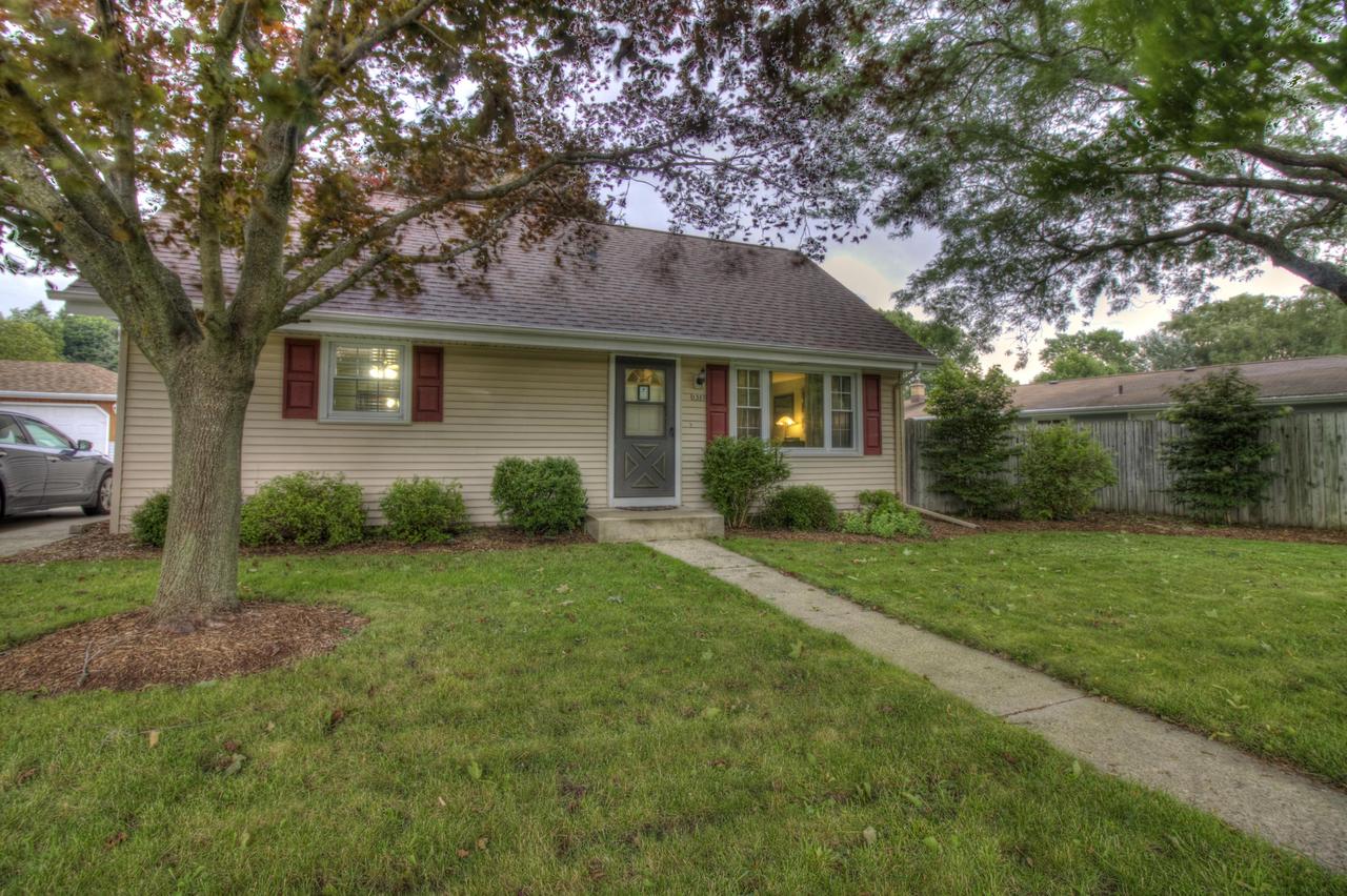 1312 Camelot Blvd., Sheboygan, WI 53081