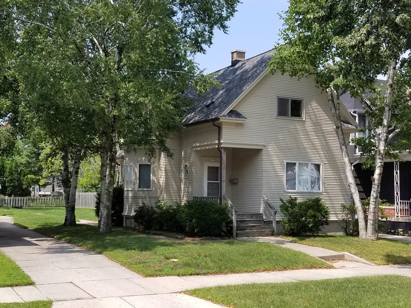 1730 N 9th St., Sheboygan, WI 53081