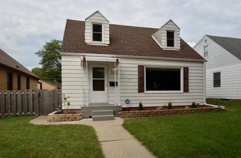 3133 N 77th St, Milwaukee, WI 53222