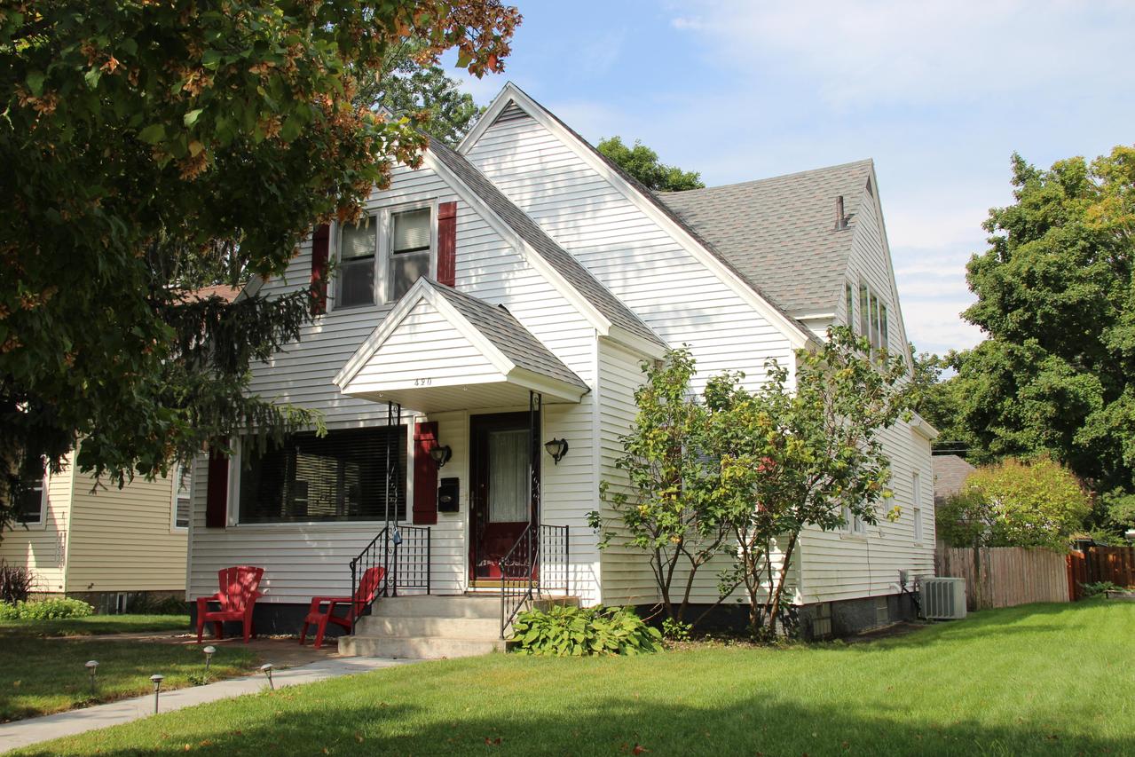 420 S 23rd St, La Crosse, WI 54601