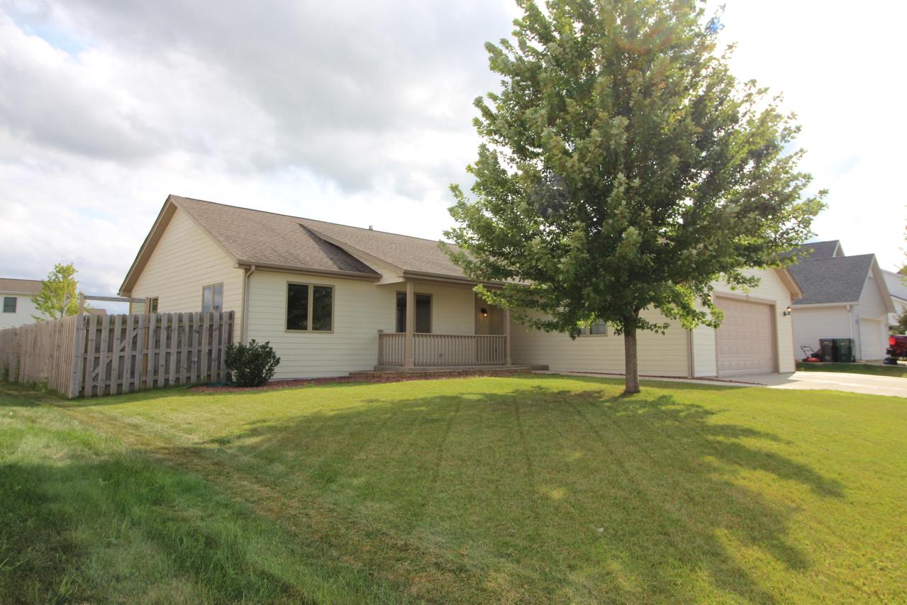 8333 Foxhaven Chse -, Sturtevant, WI 53177