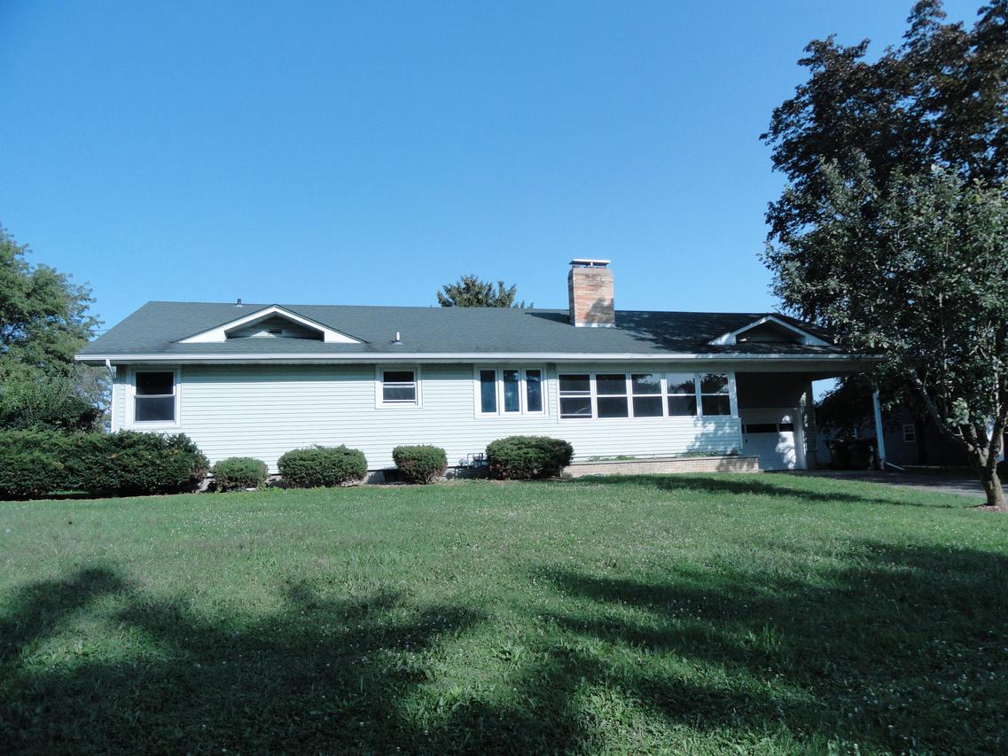 W6425 Us Highway 12 -, Koshkonong, WI 53538
