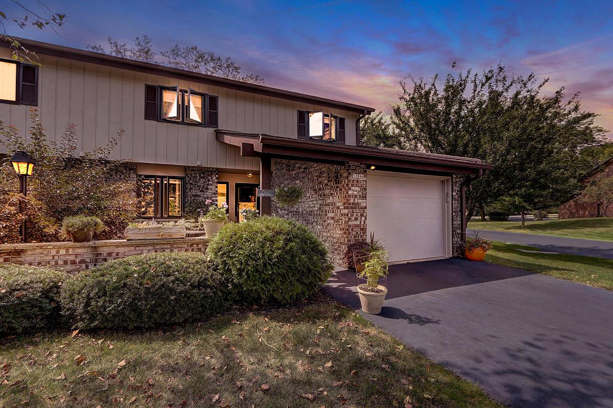 12846 N Colony Dr, Mequon, WI 53097