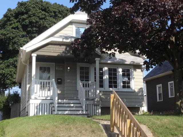 1354 S 85th St, West Allis, WI 53214