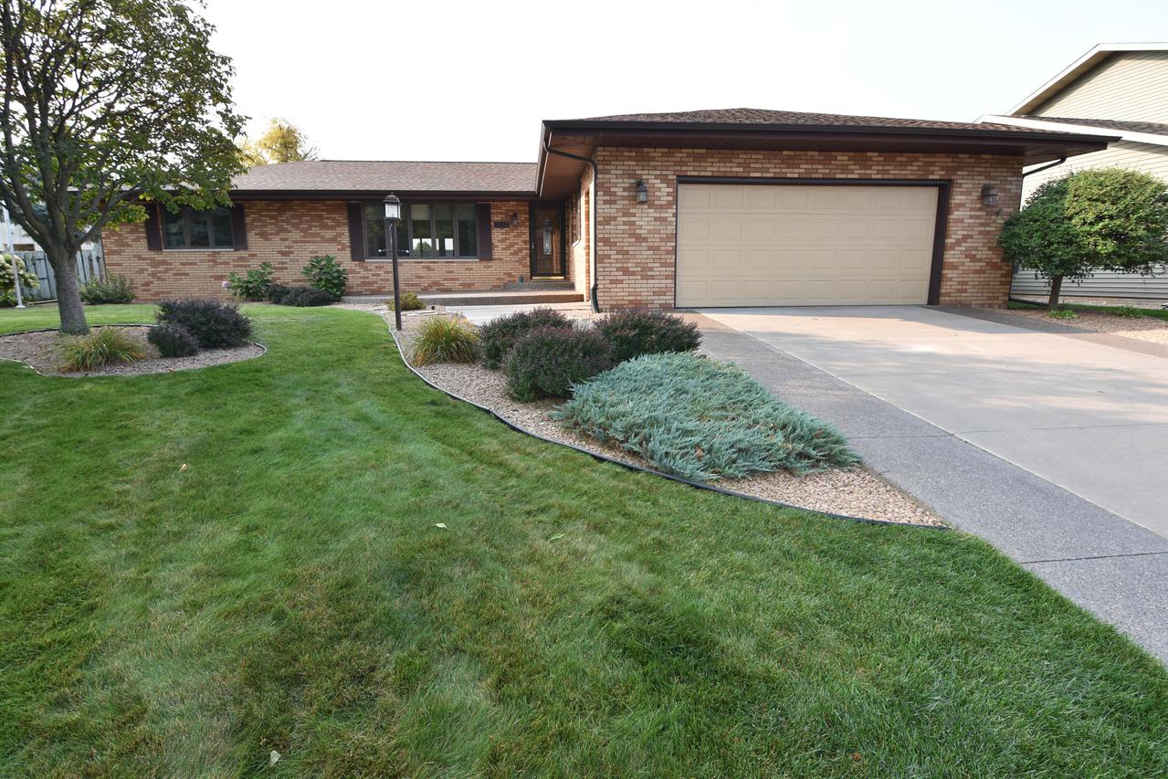 3212 Glendale Ave, La Crosse, WI 54601