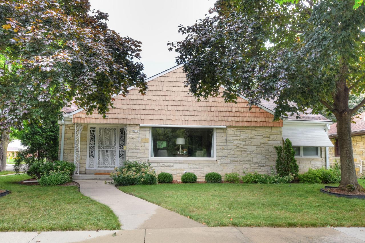 3656 Menomonee River Pkwy., Wauwatosa, WI 53222