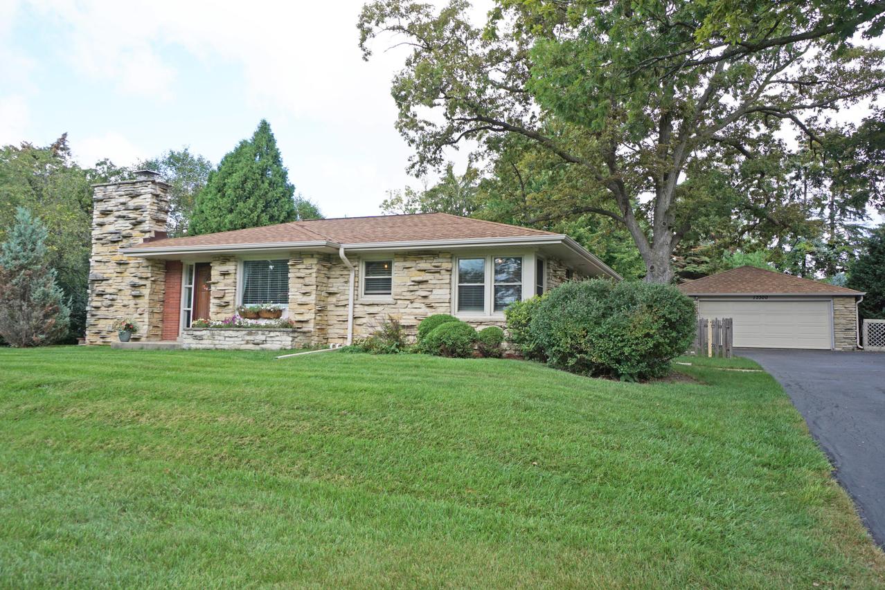 13300 Courtland Ave., Brookfield, WI 53005