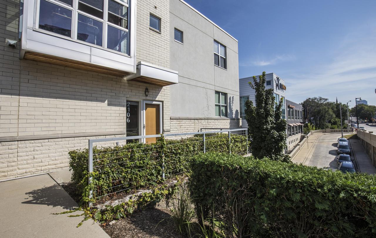 2106 N Commerce St #C, Milwaukee, WI 53212