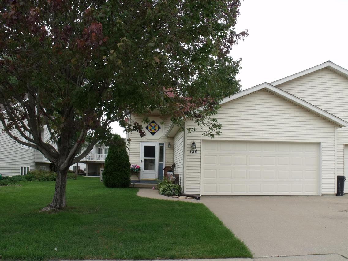136 Rosewood Ln, West Salem, WI 54669