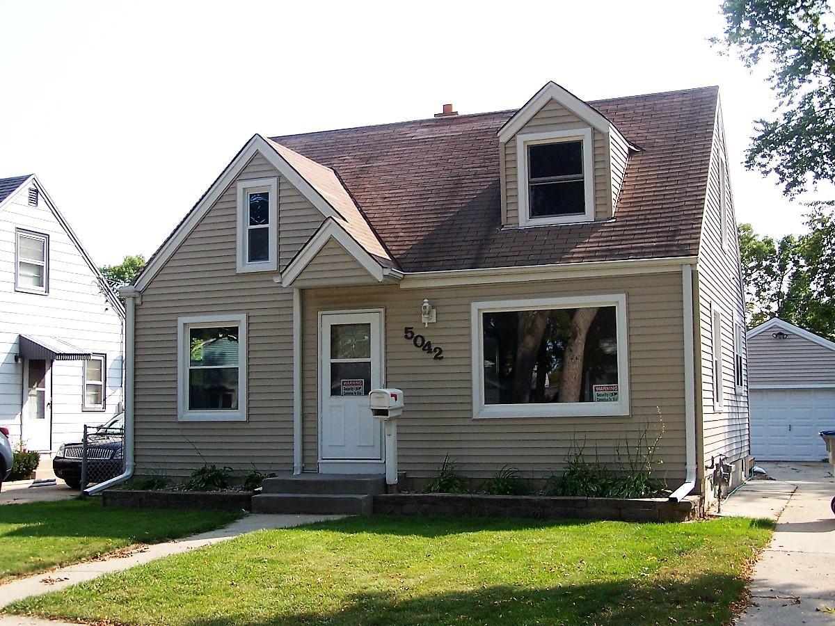 5042 N 56th St, Milwaukee, WI 53218
