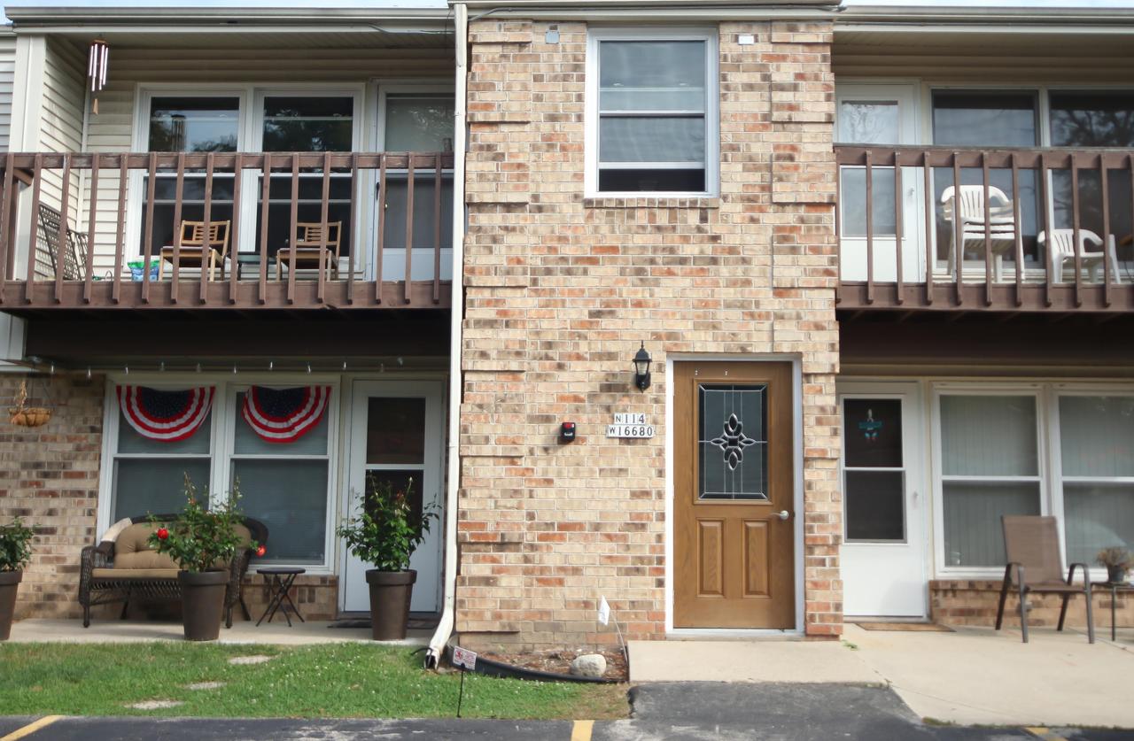 N114W16680 Crown Dr #7, Germantown, WI 53022