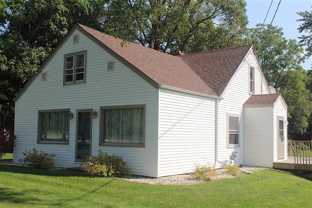 5220 S Martin Rd., New Berlin, WI 53146