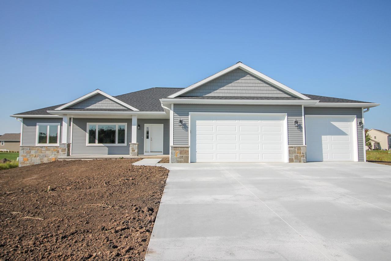 N5928 Wild West Ln., Fond Du Lac, WI 54937