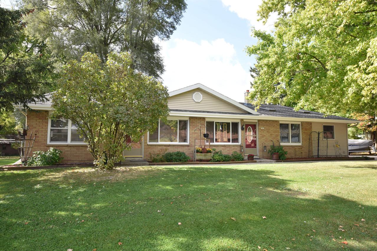 1901 Miller St #1903, West Bend, WI 53095