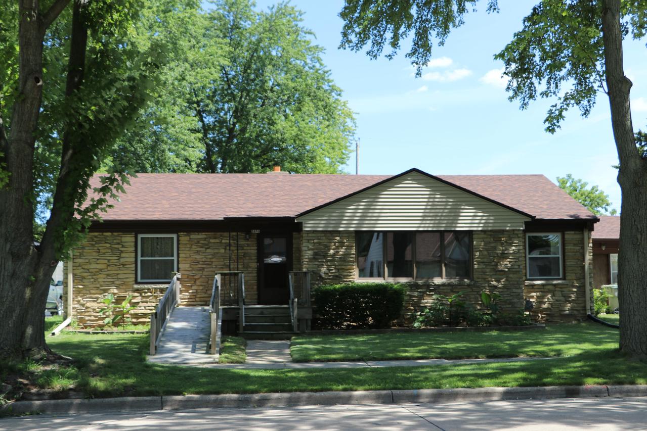 5850 N 79th St, Milwaukee, WI 53218