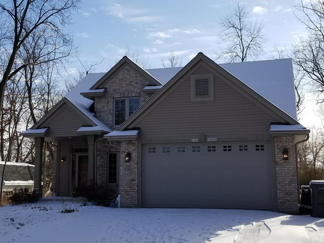 S105W20455 N Shore Dr, Muskego, WI 53150
