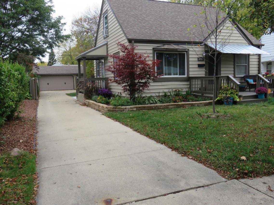 3857 N 86th St, Milwaukee, WI 53222
