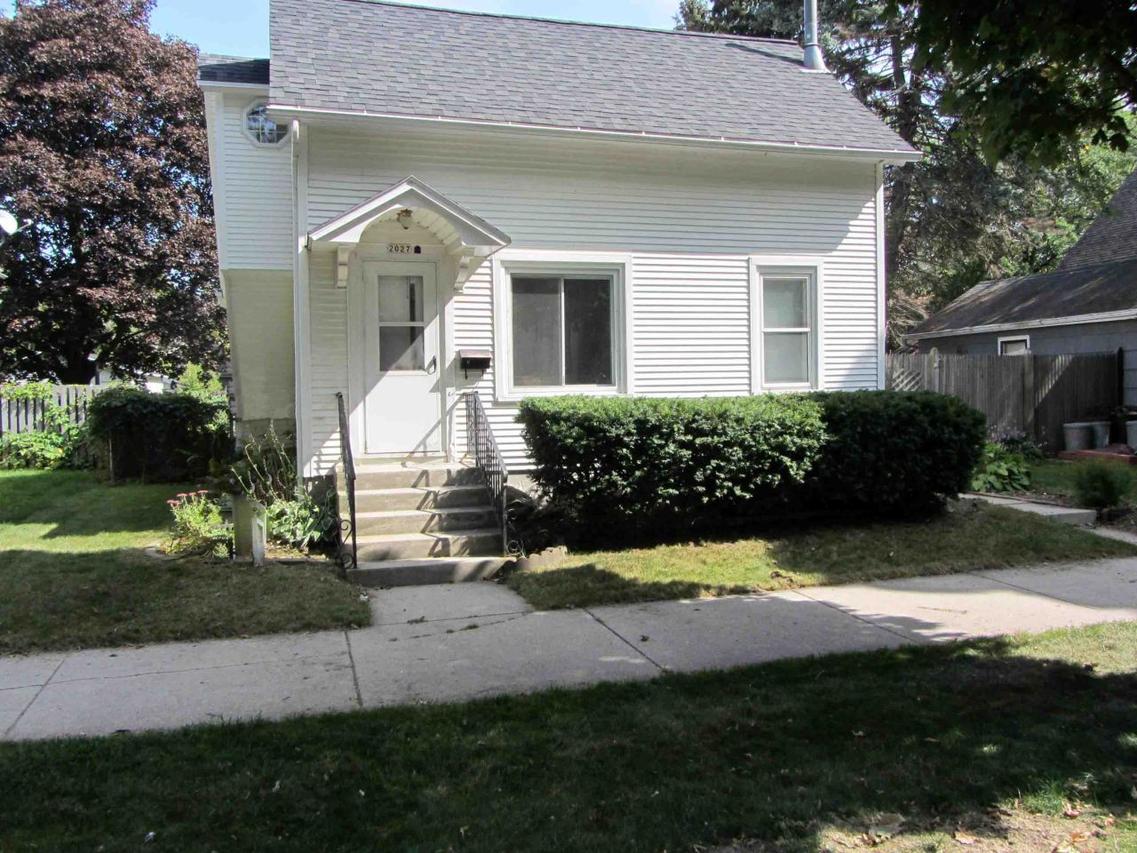 2027 N 10th St., Sheboygan, WI 53081