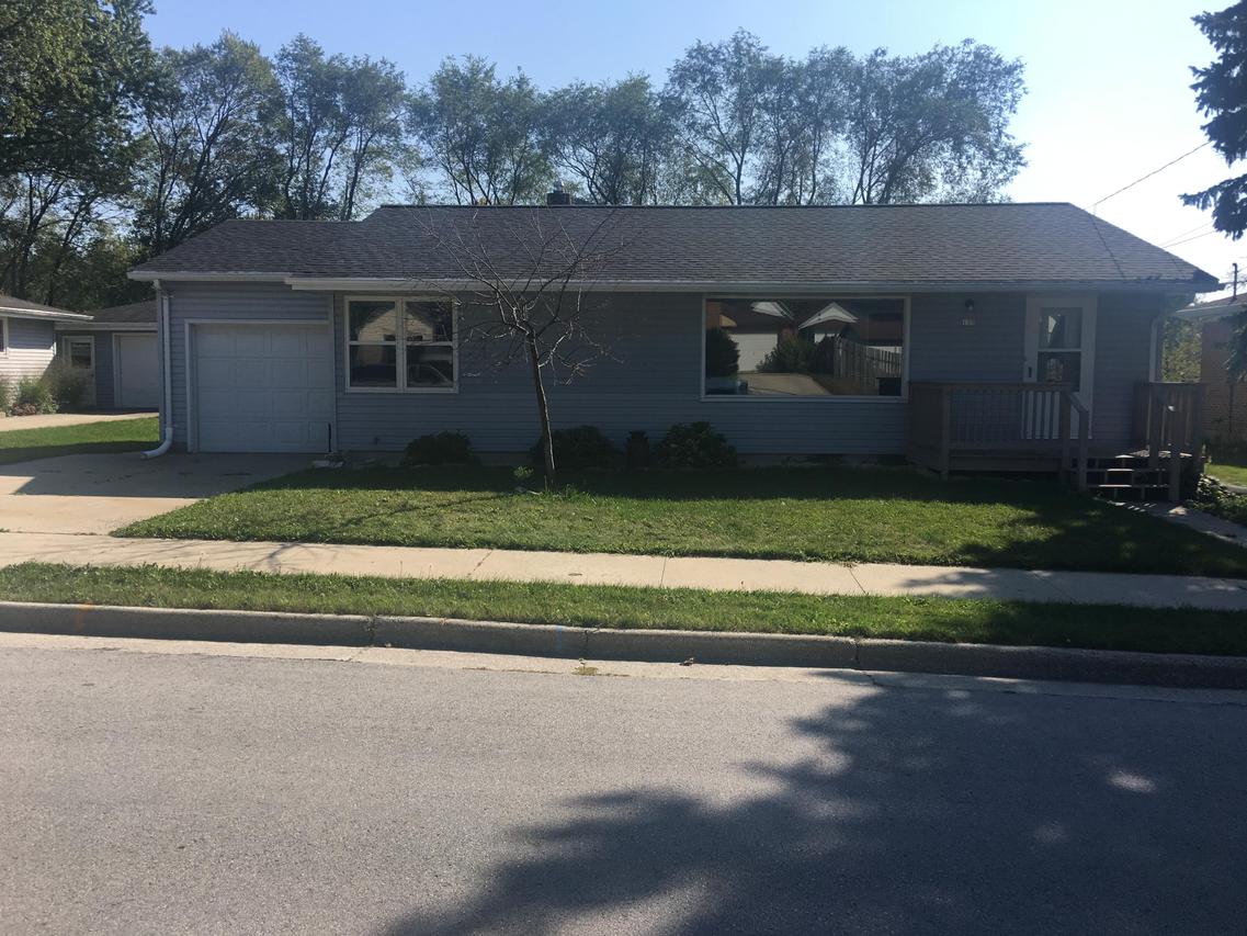 135 Roosevelt St, Valders, WI 54245