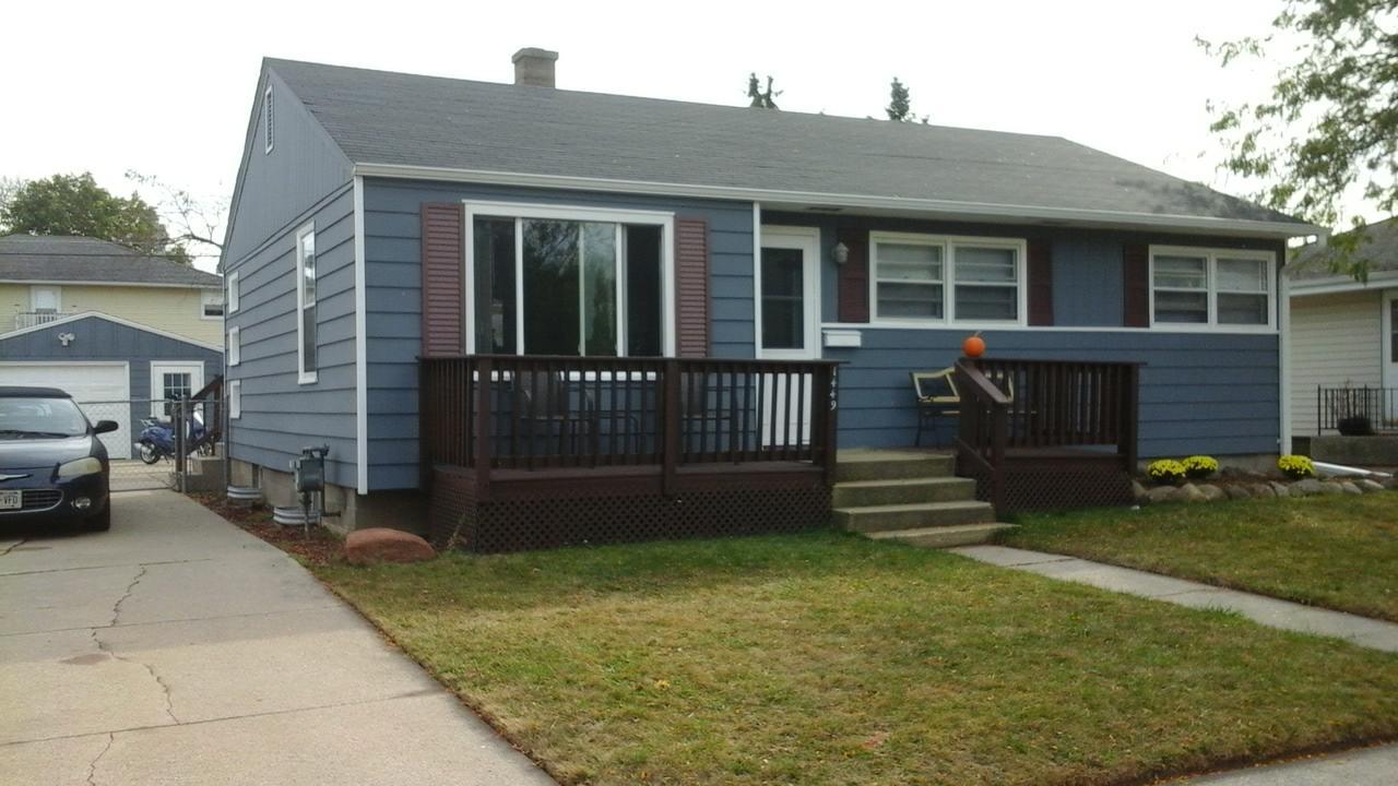 1449 Cedar Creek, Racine, WI 53402