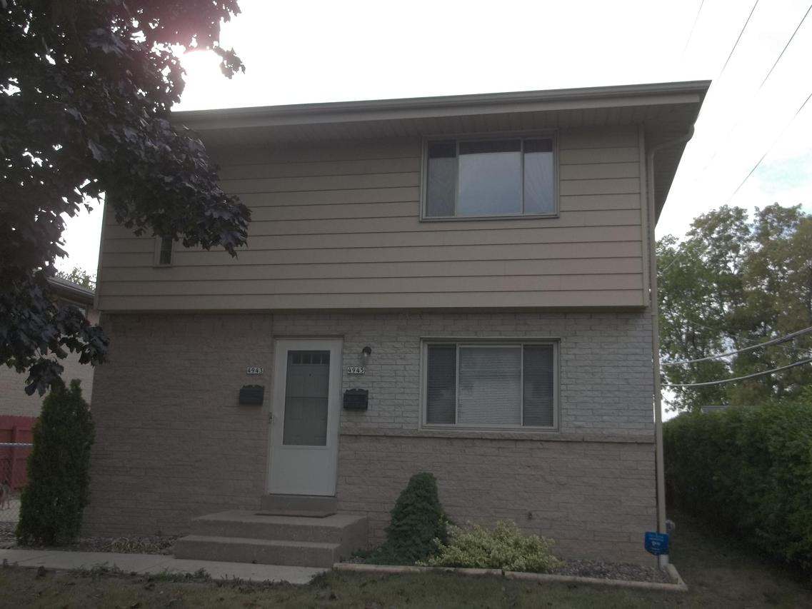 4943 S 14th St #4945, Milwaukee, WI 53221